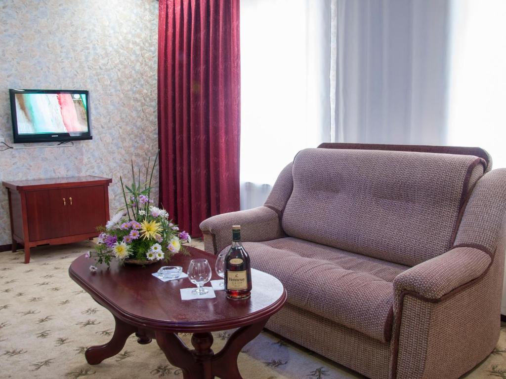 فندق طشقندفي  فندق غولدن فالي الغرفة الصورة